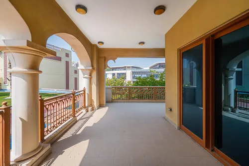 2 Bedrooms Apartment in Marina Residence 1