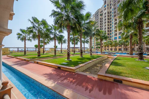 2 Bedrooms Apartment in Marina Residence 1
