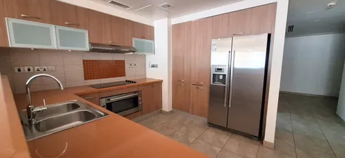 2 Bedrooms Apartment in Marina Residence 1