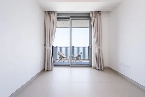 3 Bedrooms Apartment in 5242 Tower 2