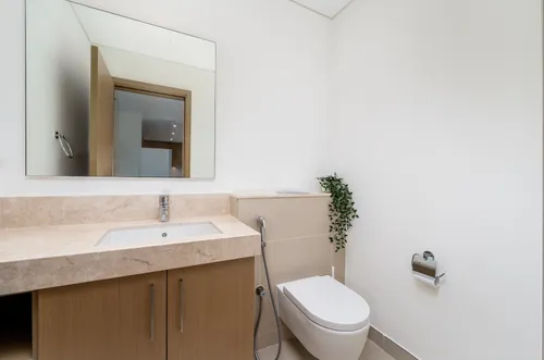3 Bedrooms Apartment in 5242 Tower 2