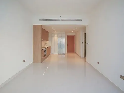 2 Bedrooms Apartment in Beach Vista 1