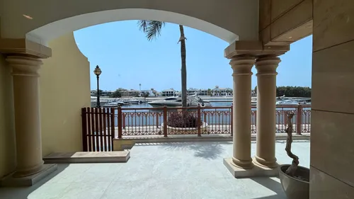 Upgraded | Sea View | Unfurnished