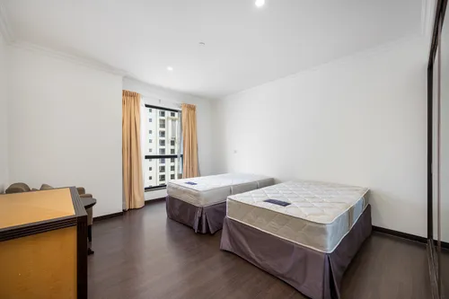3 Bedrooms Apartment in Murjan 4