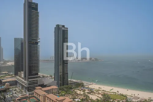 Exquisite Living | Beachfront | Fully Furnished