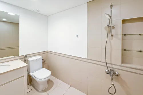 2 Bedrooms Apartment in Zahra Breeze Apartments 4A