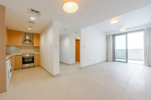 Vacant now | Beach Access | Prime Location