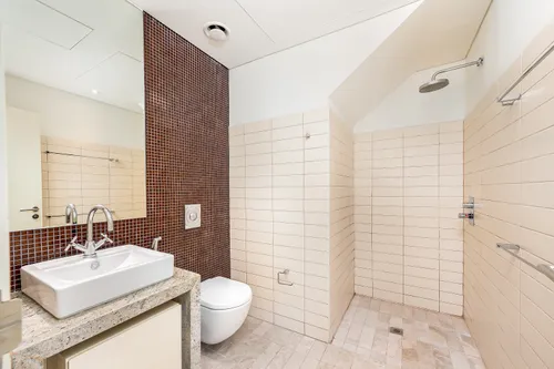 2 Bedrooms Apartment in Park Place Tower