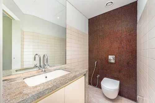 2 Bedrooms Apartment in Park Place Tower