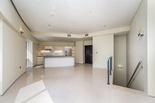 Unfurnished | Move In Ready | High Floor |Spacious