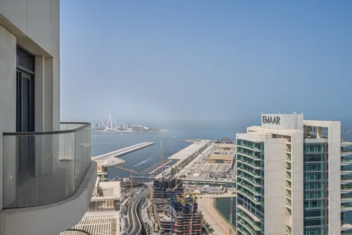 3 Bedrooms Apartment in Marina Vista Tower 2