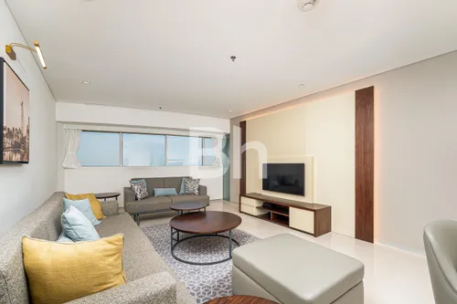 Furnished | Move In Ready | High Floor | Spacious|