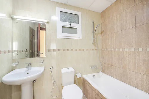 3 Bedrooms Apartment in Dubai Gate 2
