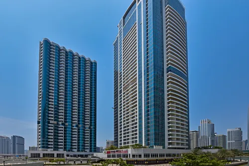3 Bedrooms Apartment in Dubai Gate 2