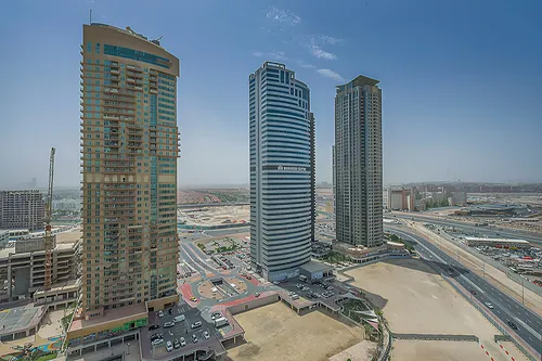 3 Bedrooms Apartment in Dubai Gate 2