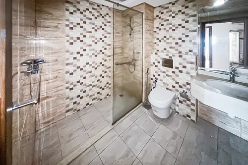 2 Bedrooms Apartment in Pantheon Boulevard