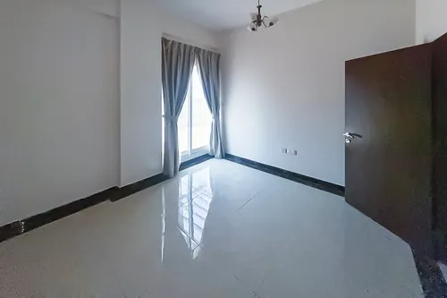 2 Bedrooms Apartment in Pantheon Boulevard