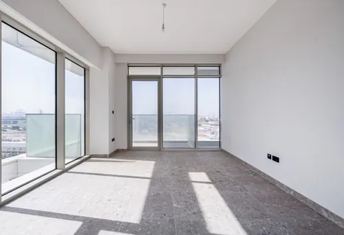 Fully Furnished | Infinity Pool | Spacious