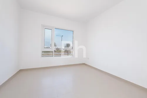 2 Bedrooms Apartment in Urbana