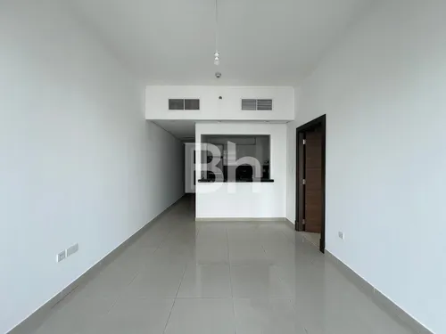 Vacant | High Floor | Luxury finish