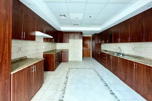 Partial Sea View | Maid Room | Big Layout