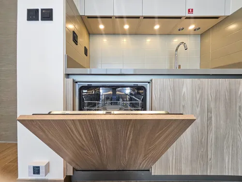 1 Bedroom Apartment in Waves Grande