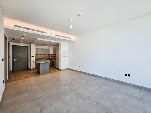 Unfurnished | With Balcony and Parking | Ready Now