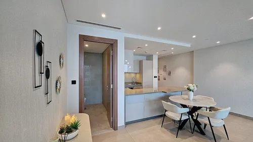 1 Bedroom Apartment in Waves Grande