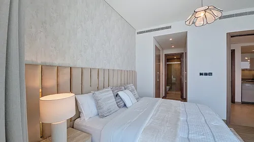 1 Bedroom Apartment in Waves Grande