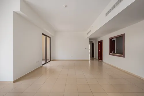 2 Bedrooms Apartment in Rimal 2