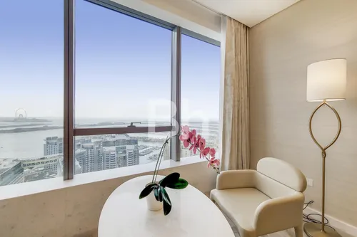 Apartment in The Palm Tower