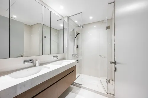3 Bedrooms Apartment in Beach Isle