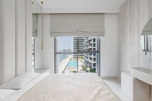 3 Bedrooms Apartment in Beach Isle
