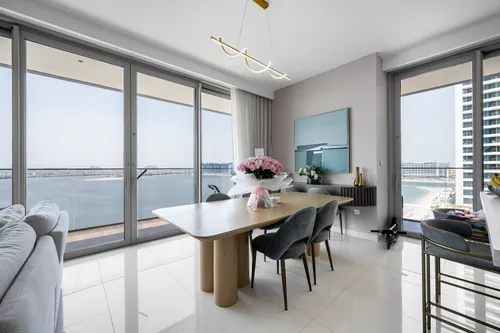 3 Bedrooms Apartment in Beach Isle
