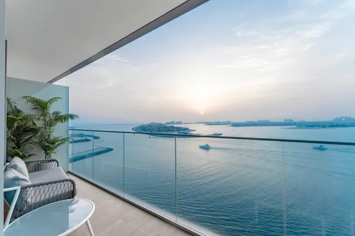3 Bedrooms Apartment in Beach Isle Tower 1
