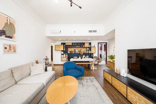 Stylish Design | Accessible Floor | Lake View
