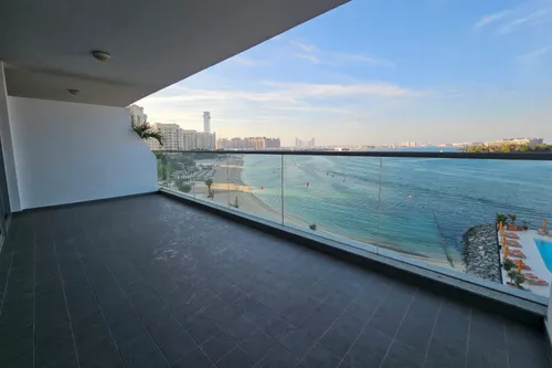 1 Bedroom Apartment in Azure Residences