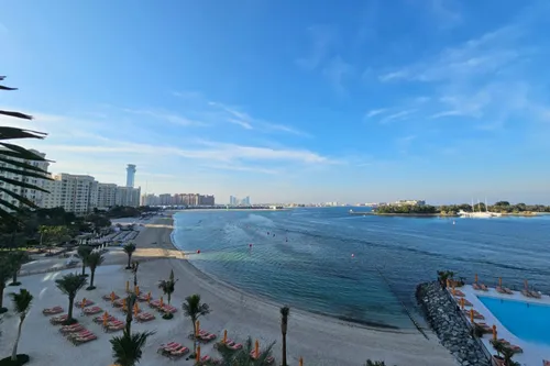 1 Bedroom Apartment in Azure Residences