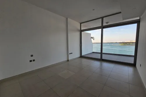 1 Bedroom Apartment in Azure Residences