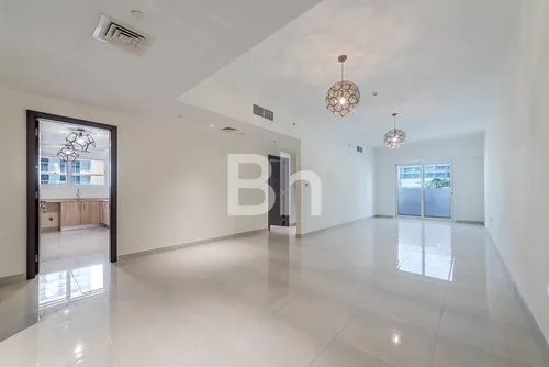 Unfurnished | Ready Now | W/ Parking and Balcony
