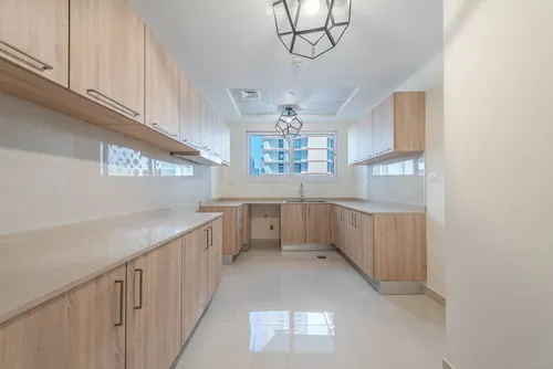 2 Bedrooms Apartment in AG Tower