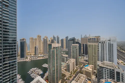 4 Bedrooms Apartment in Horizon Tower