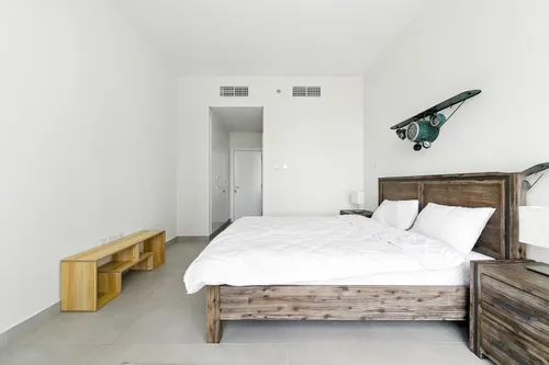 2 Bedrooms Apartment in Marina Arcade Tower