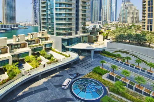 2 Bedrooms Apartment in Marinascape Oceanic