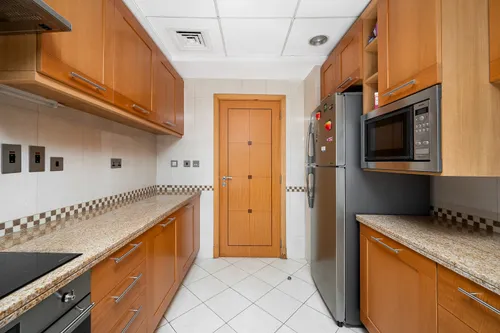 2 Bedrooms Apartment in Marinascape Oceanic
