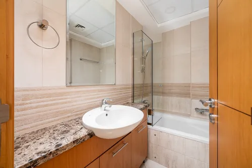 2 Bedrooms Apartment in Marinascape Oceanic