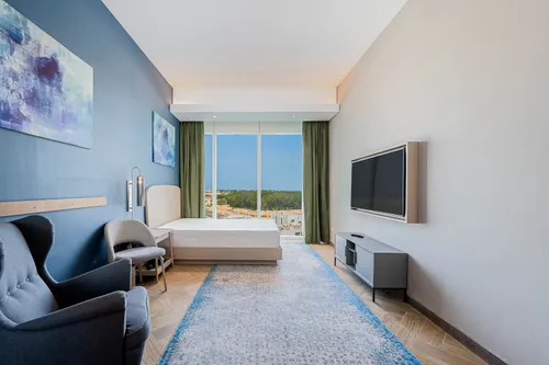 Sea View| Bills Included| Fully Furnished