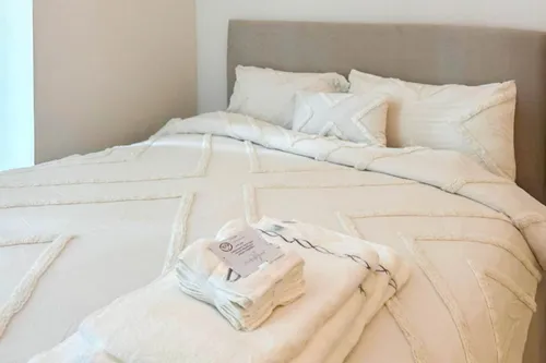 Fully Furnished Studio | Vacant | Marina Views