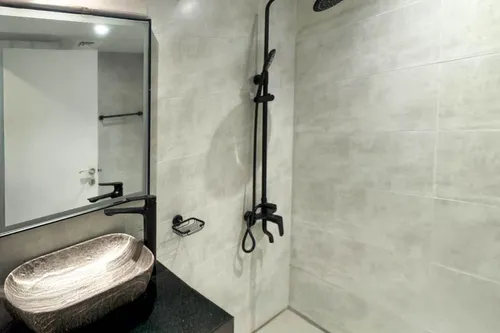 Apartment in Botanica Tower