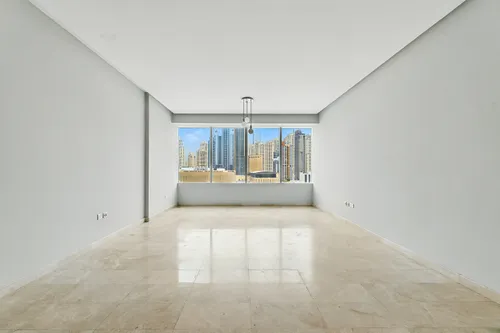 Spacious Layout | Marina Skyline Views